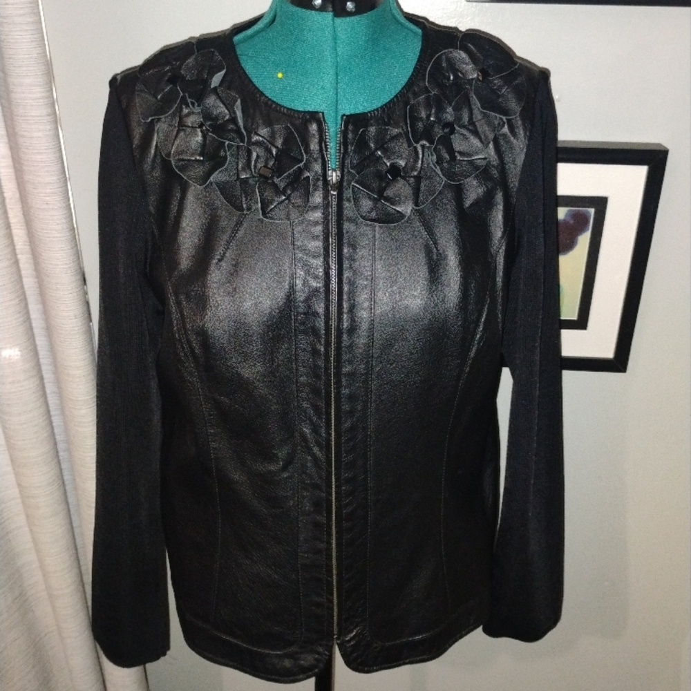 Peter Nygard Elegant Black Leather and Knit Jacket with Floral Design Sz L